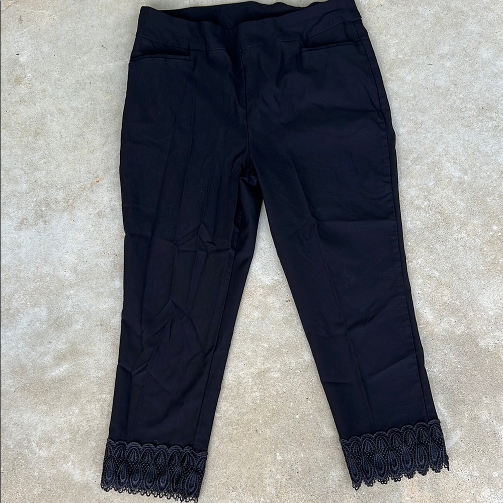Chico's Black Ankle Cropped Pants with Lace Trim